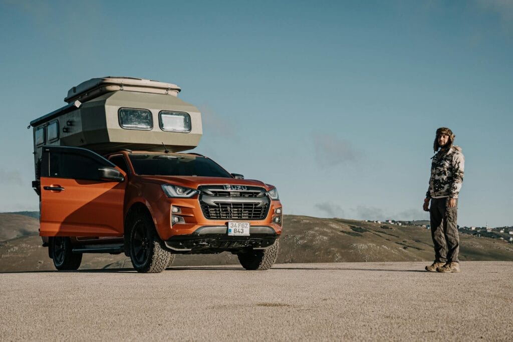 A Complete Guide to Buying the Perfect Rooftop Tent