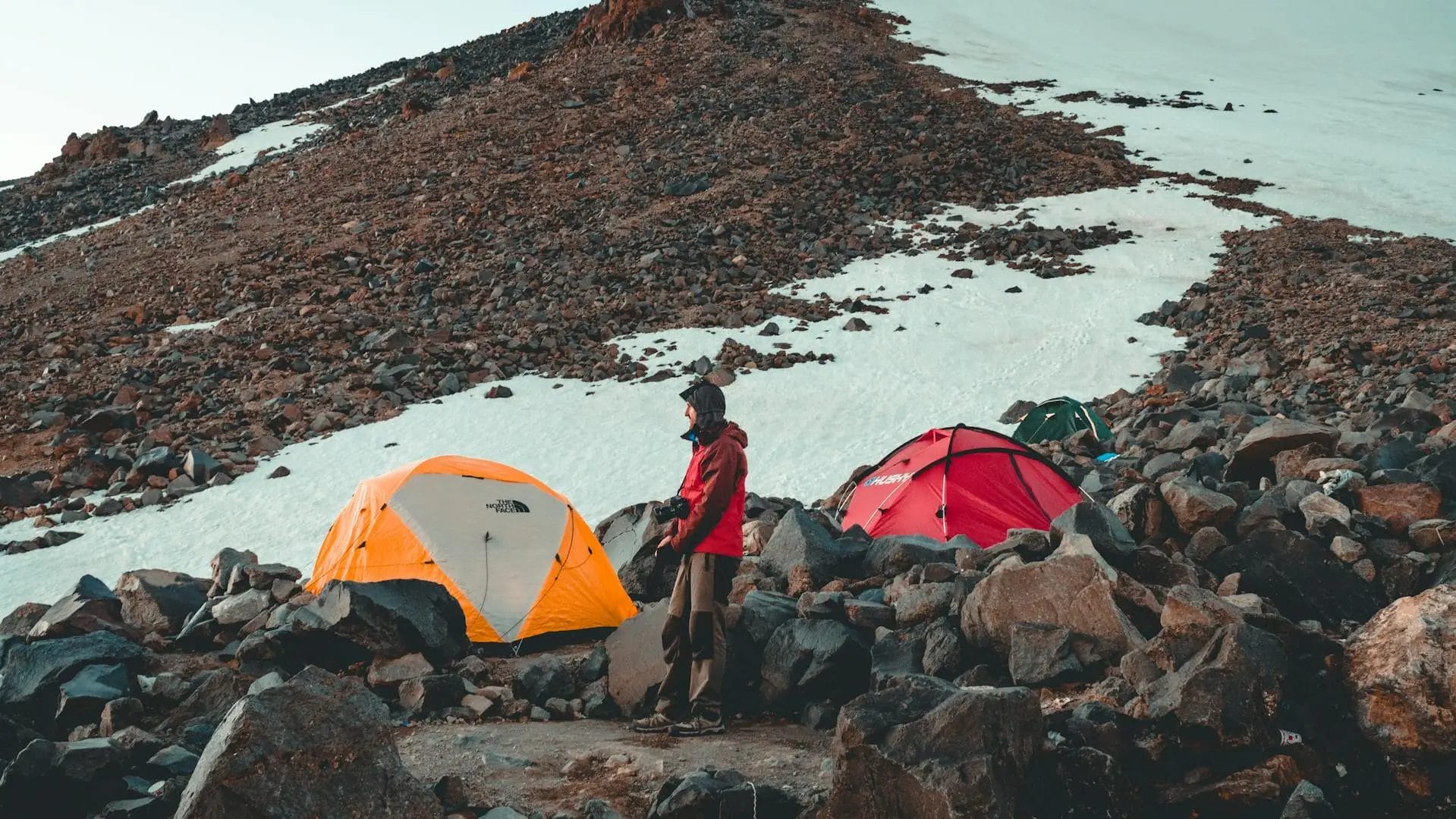 Extreme-Cold-Weather-Tents